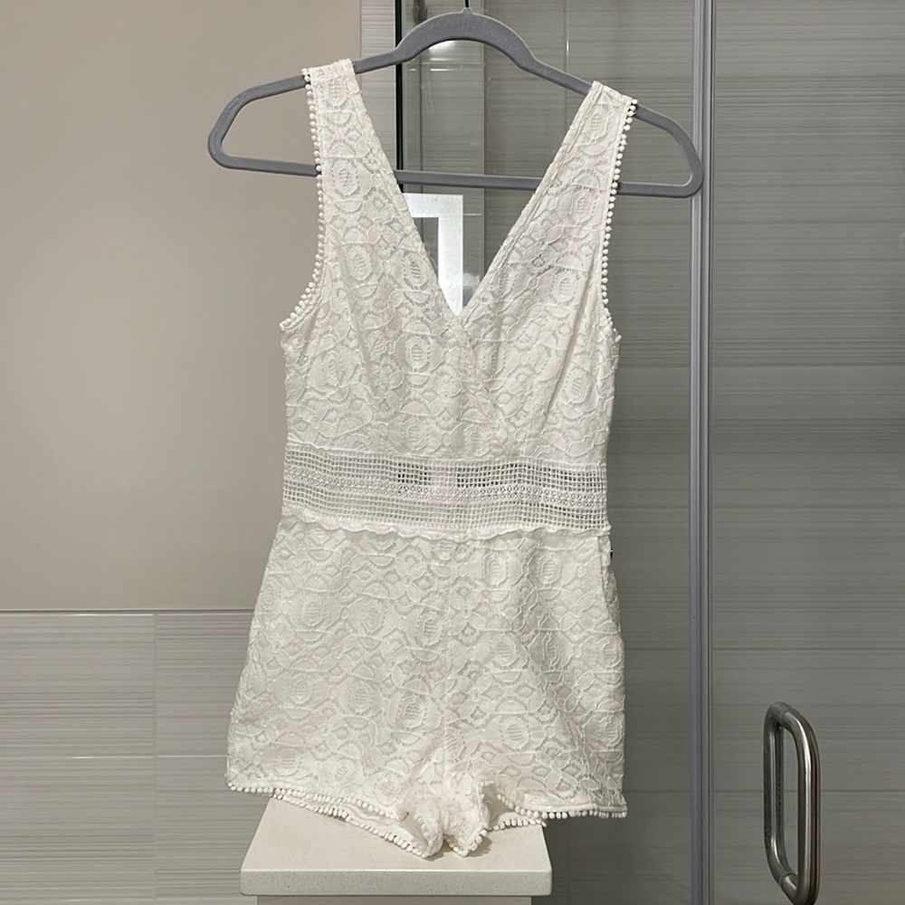 Pacsun Kendall & Kylie Lace Romper, White, Size Small